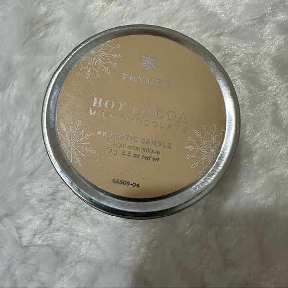 Thymes Hot Cocoa Milk Chocolate Travel Tin Candle 2.5 oz GIFT NEW - Picture 2 of 3
